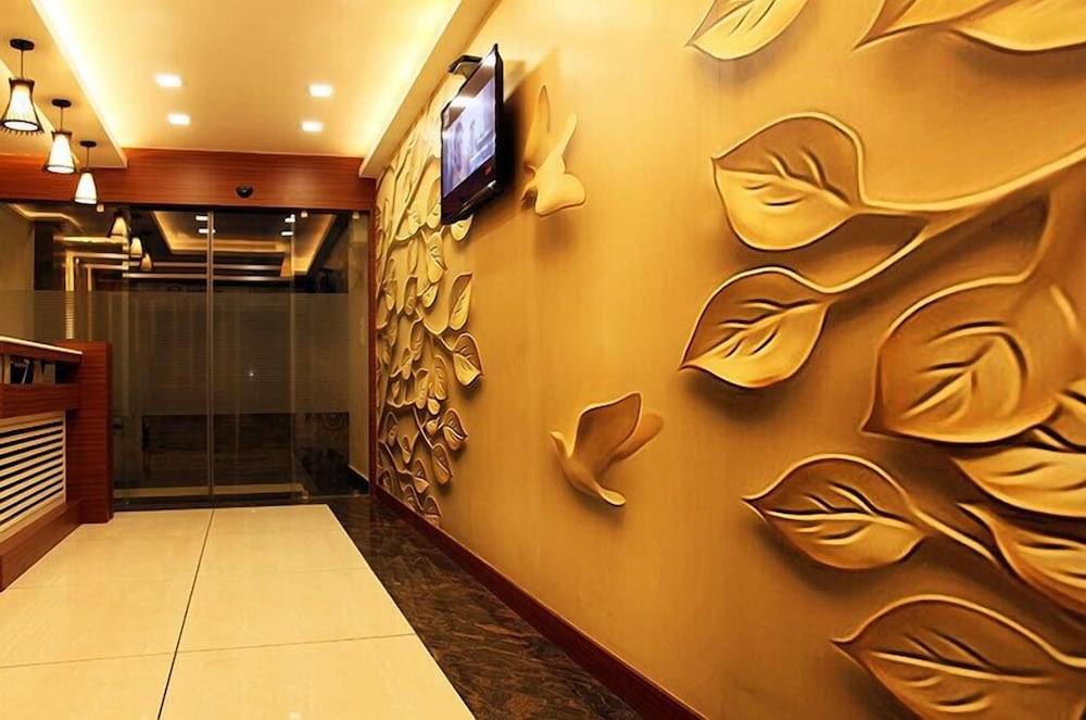 Hotel Kama International 3/40