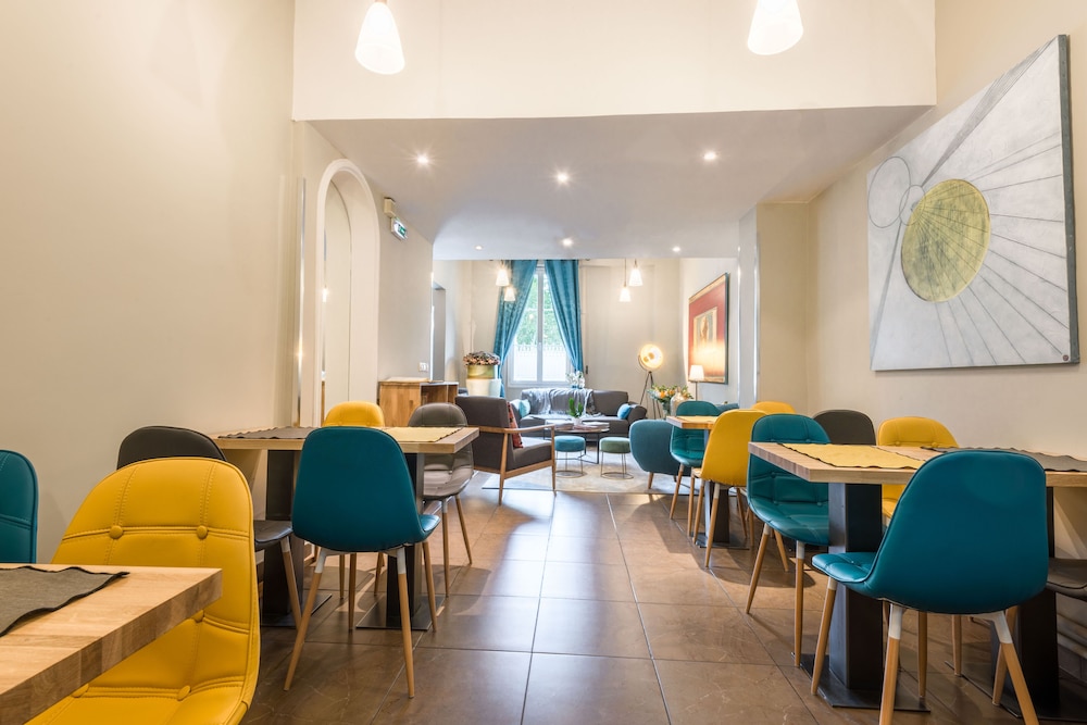 Hotel Beauvoir 34/43