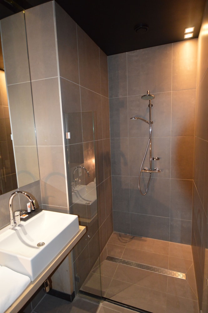 Amosa Hotel Liege & Sava Natures Cuisine 46/50