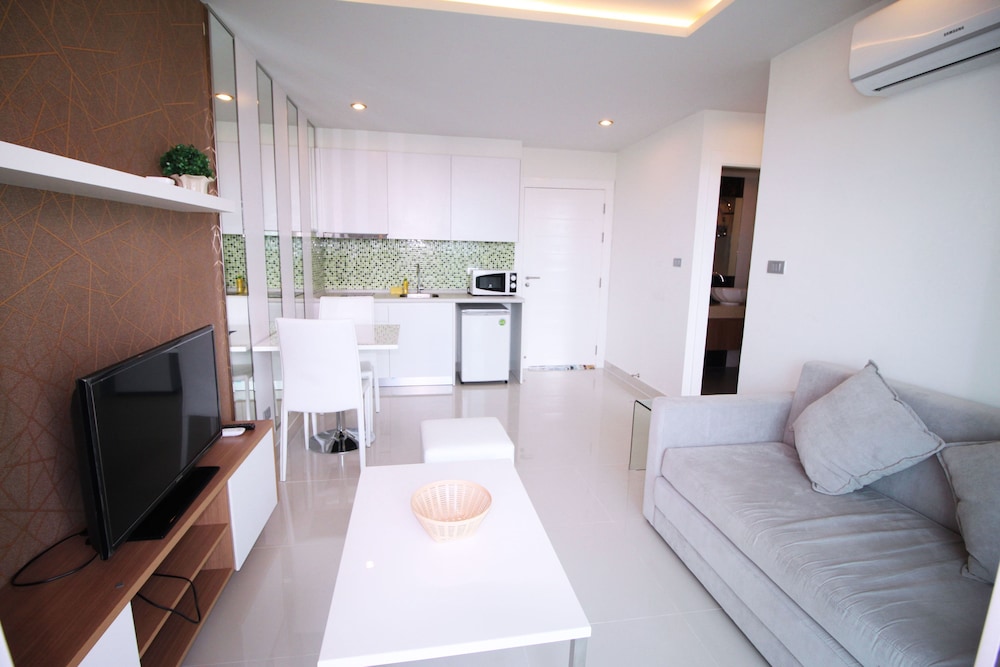 Amazon Residence By Pattaya Sunny Rentals 23/50