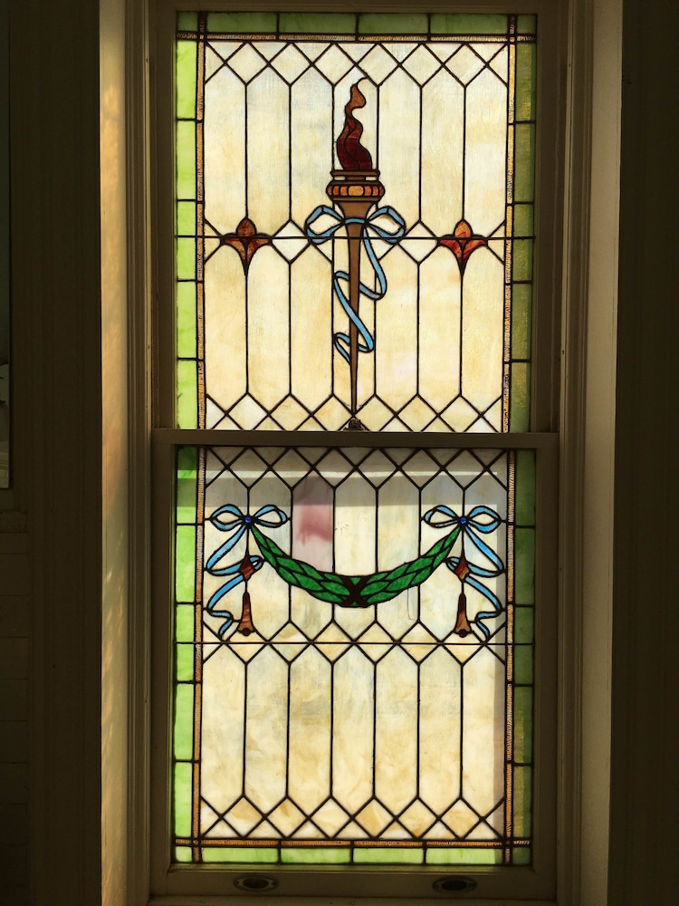 Burke Mansion 14/43