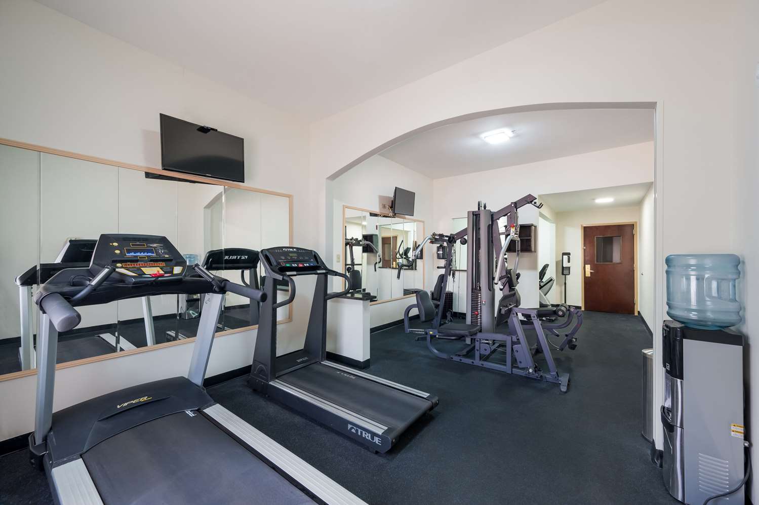 Quality Inn & Suites Huntsville Research Park Area 16/22