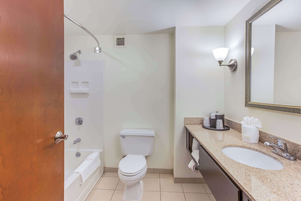 Burrstone Inn, an Ascend Collection Hotel 51/55