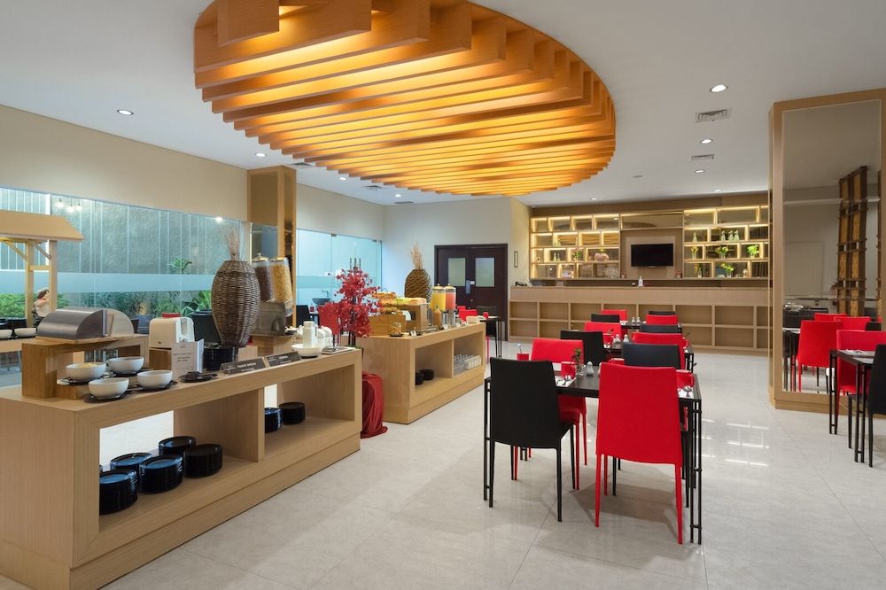 Hotel Neo Cirebon 35/51