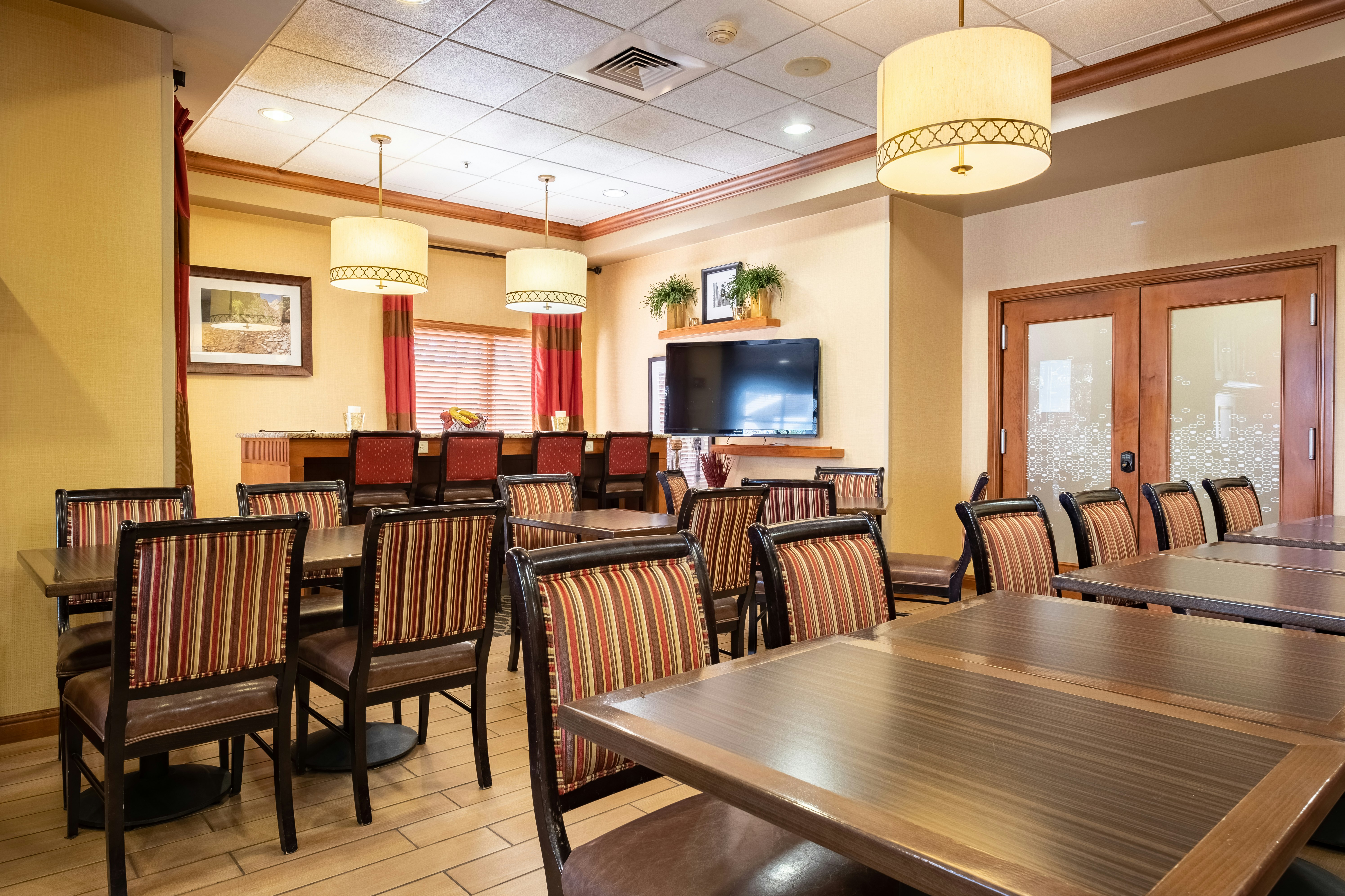 Hampton Inn Richfield 45/56
