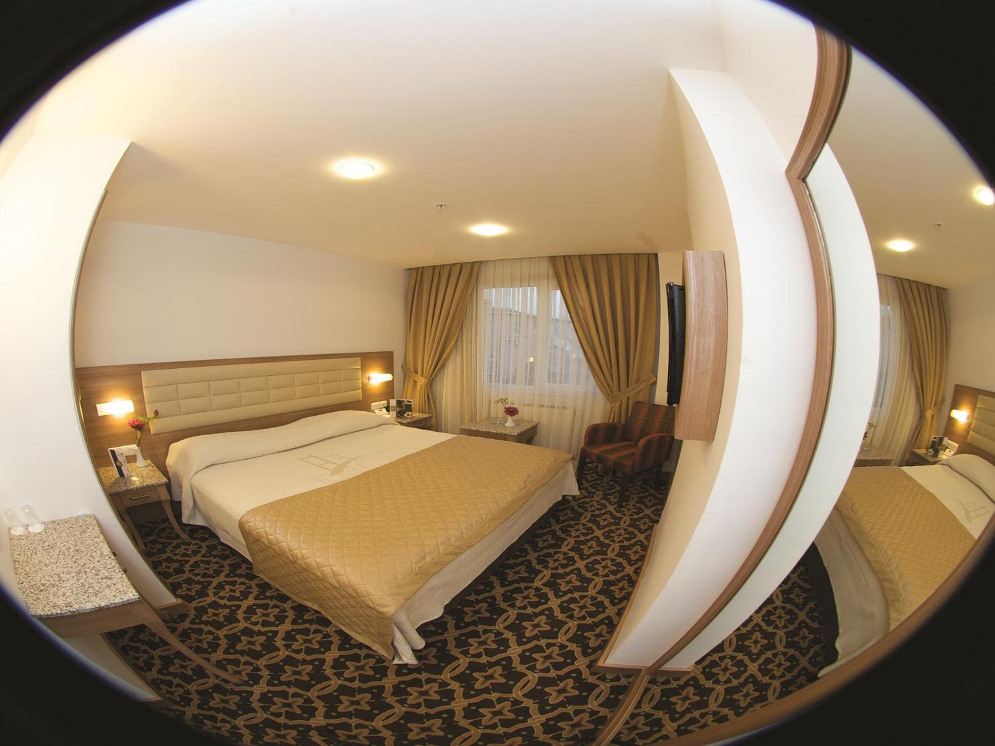 The City Hotel 47/47