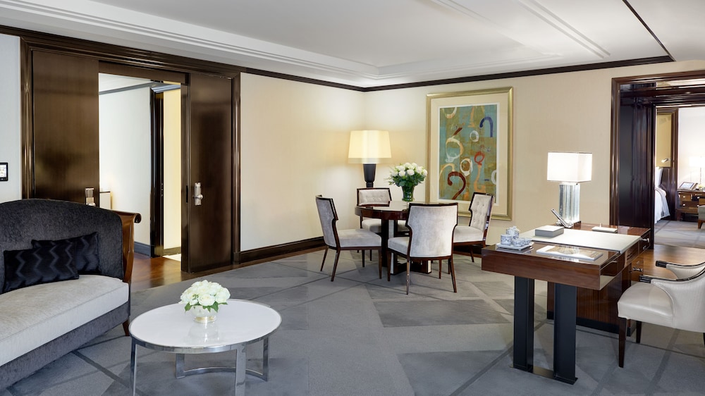 The Peninsula Paris 43/56