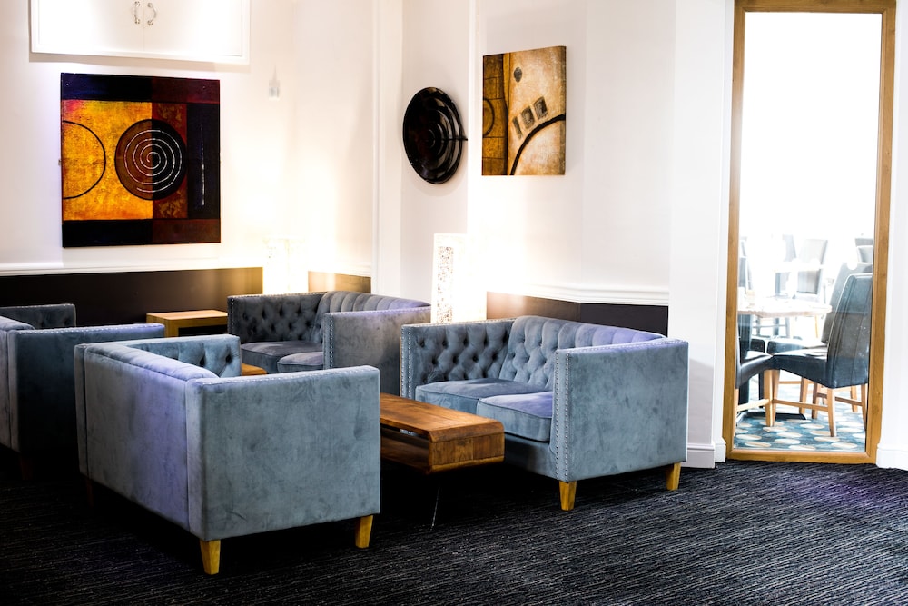 Pentire Hotel 45/63