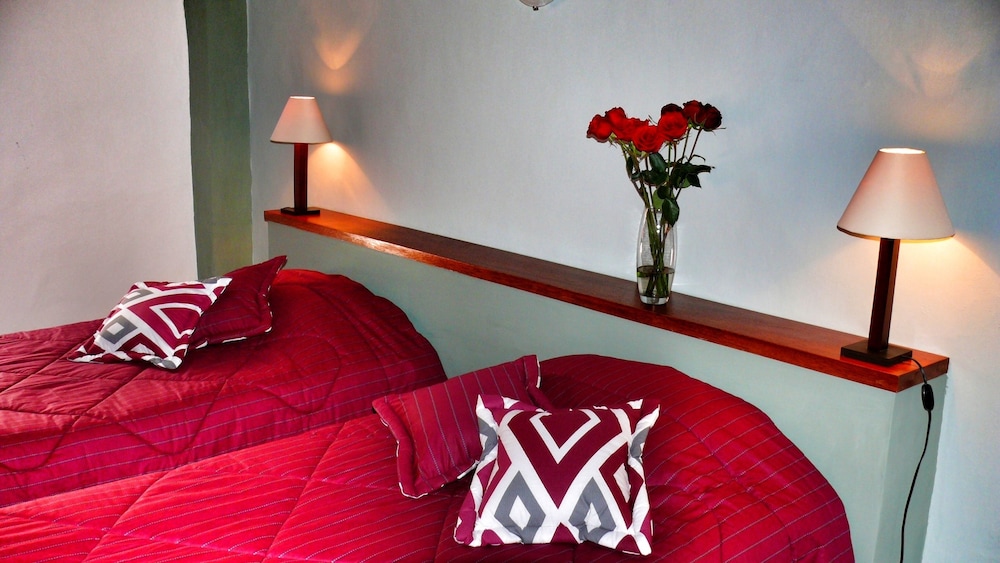 Casa De Las Rosas 30/63