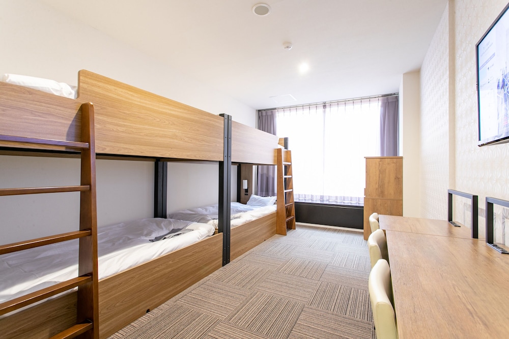 Tosei Hotel & Seminar Makuhari 46/58