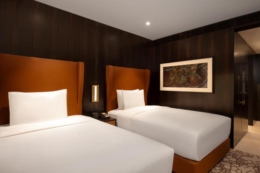 GUEST ROOM, TWIN BEDS
