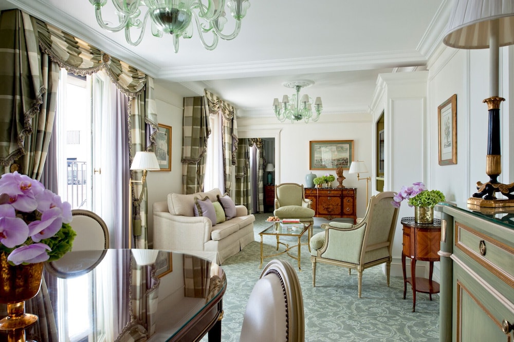 Four Seasons Hotel George V, Paris 46/62