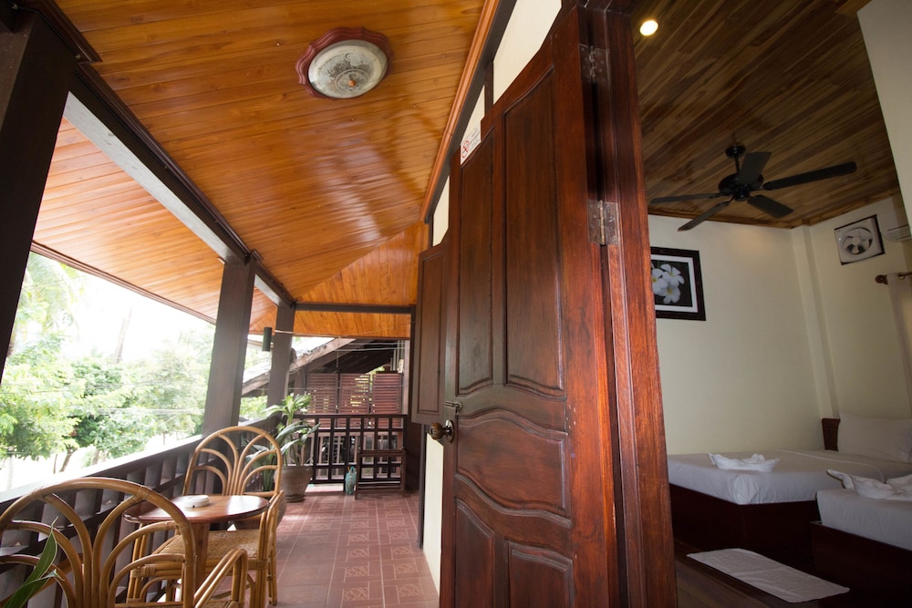 Villa Somphong 35/50