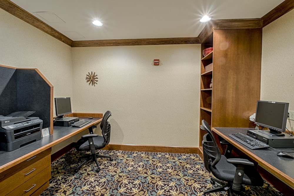Staybridge Suites Harrisburg Hershey 65/79