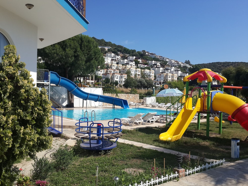 Chronos Beach Hotel 27/50