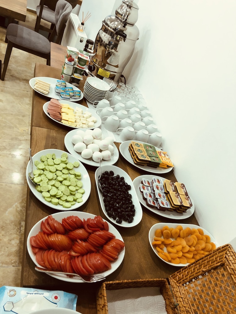 Beyhan Hotel 35/56