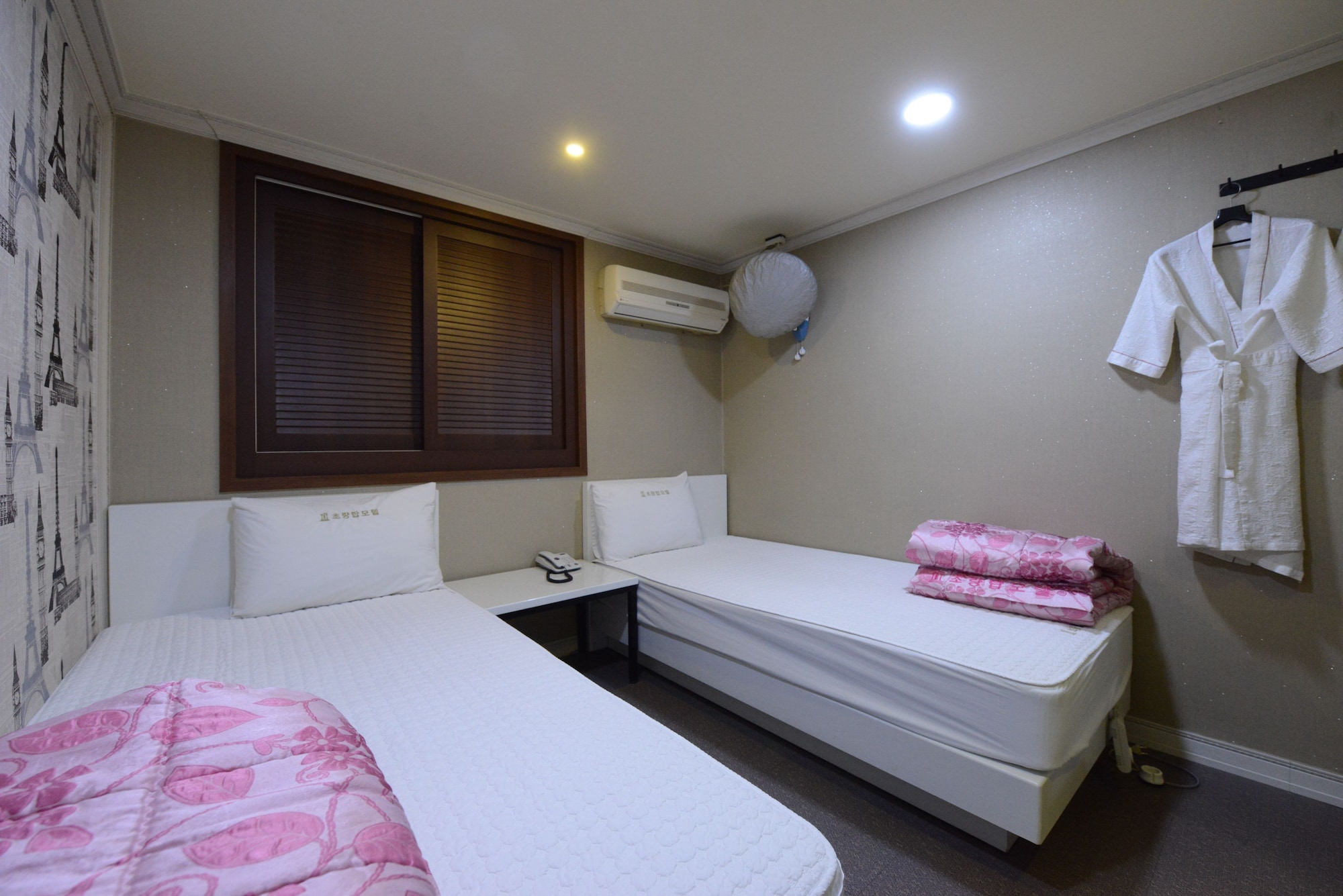 STANDARD, TWIN BEDS