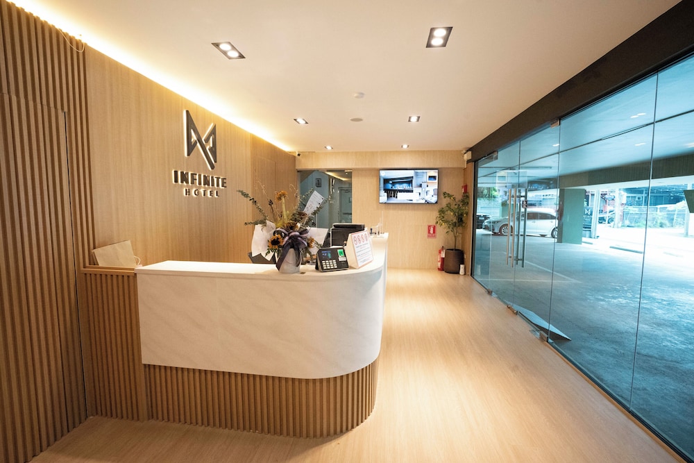 Infinite Hotel at Ratchada 6/81