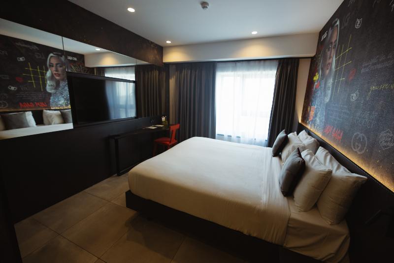 Urban, Standard, King Bed