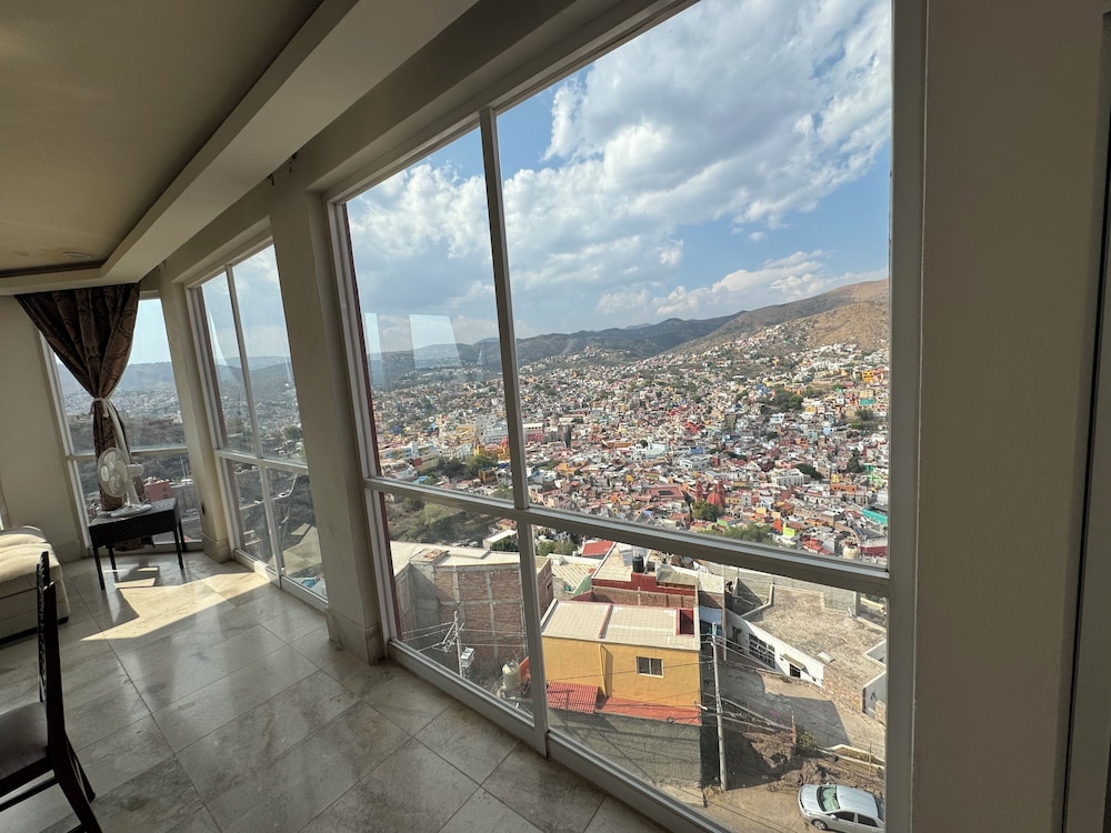 La Vista Hotel 19/50