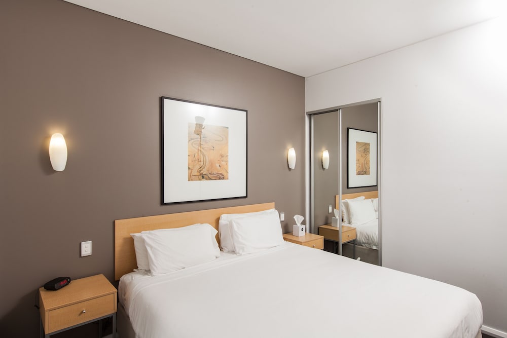 1 Bedroom, Apartment, King Bed, Water View