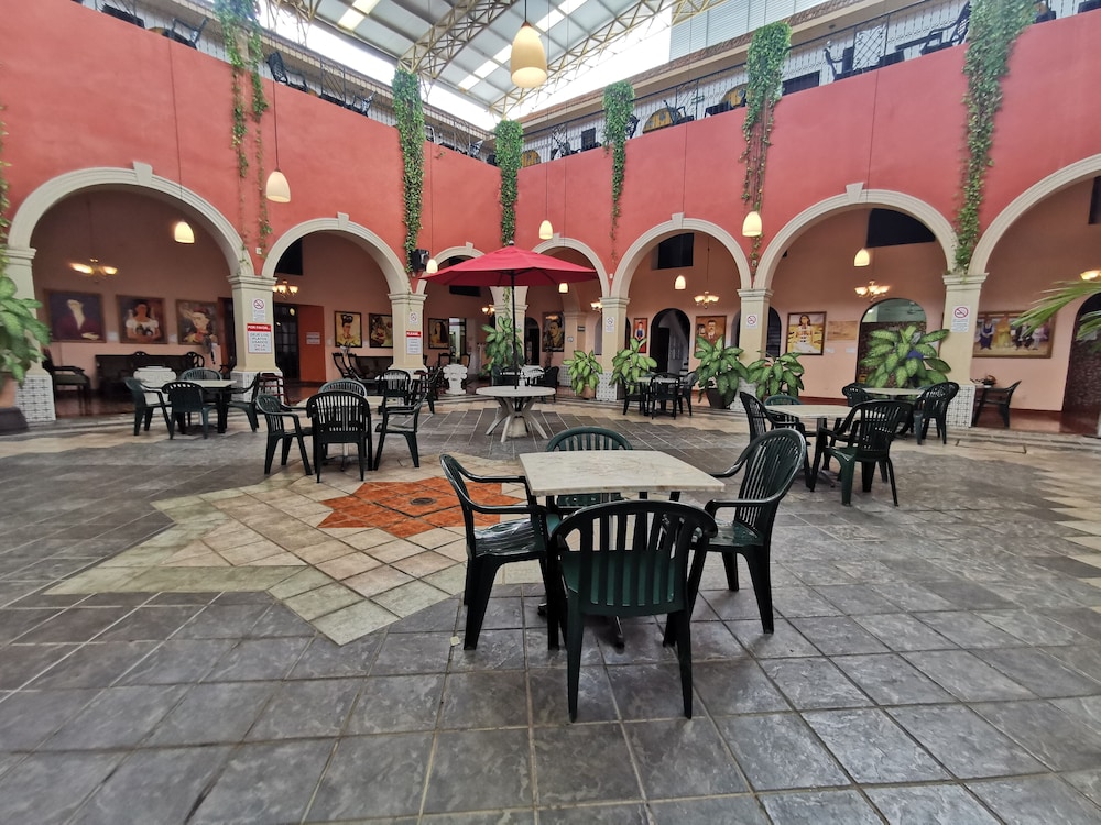 Doralba Inn Merida Ex Dolores Alba Merida 45/67