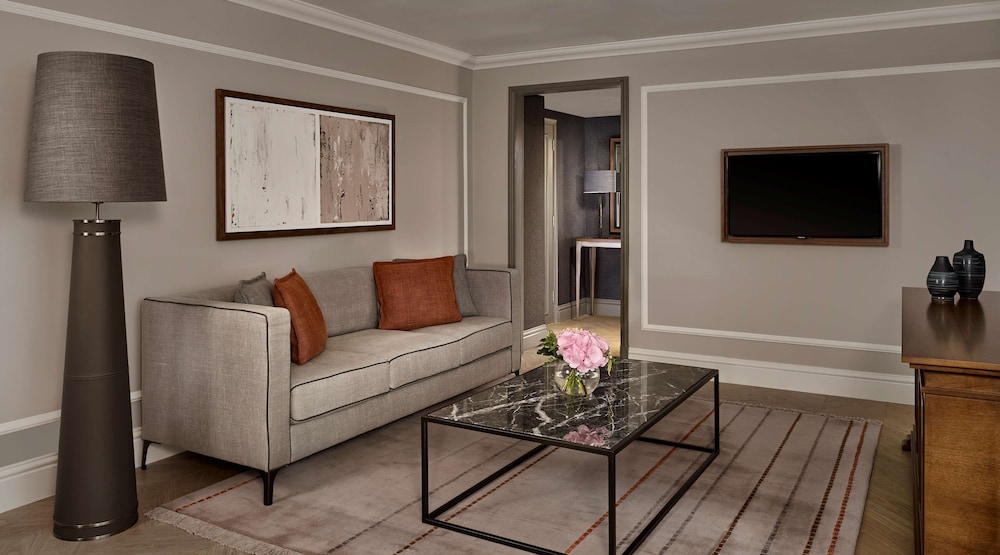 Hyatt Regency London The Churchill 50/80
