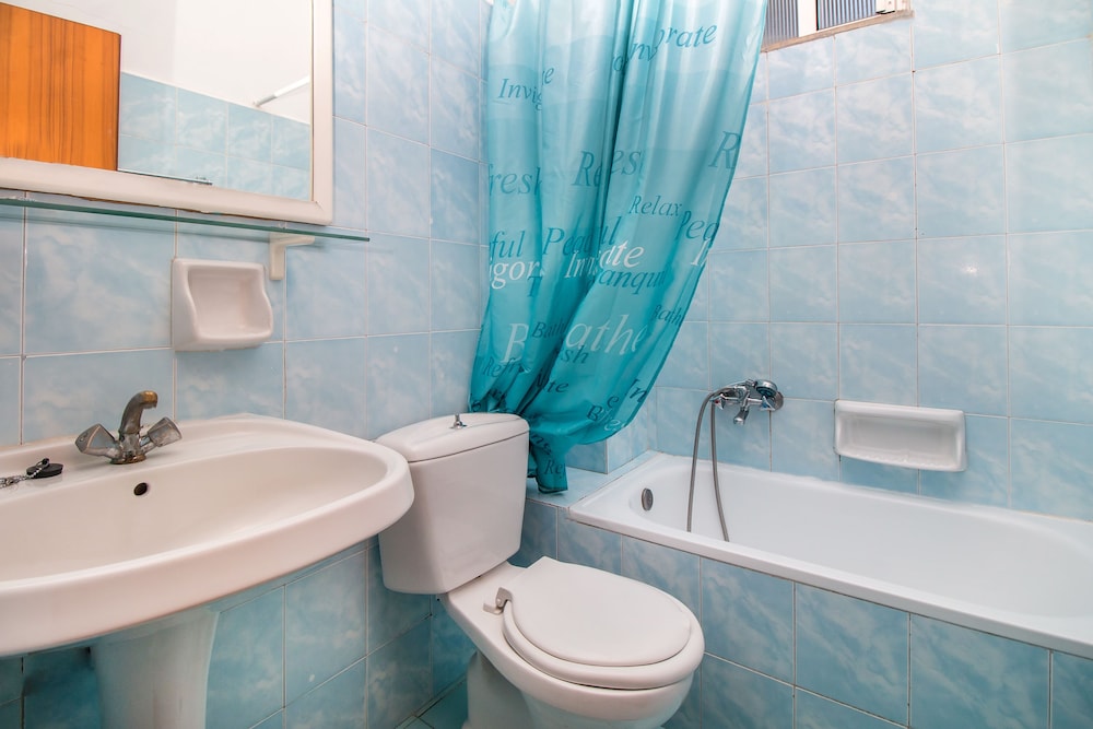 Cabu Hotel Adults Only 42/43