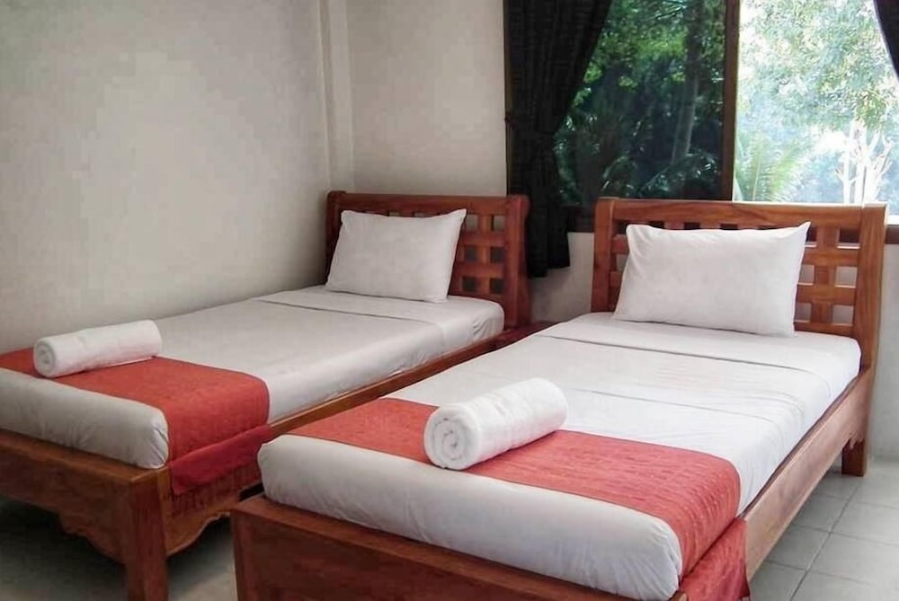 PECHMANEEKAN BEACH RESORT 23/71