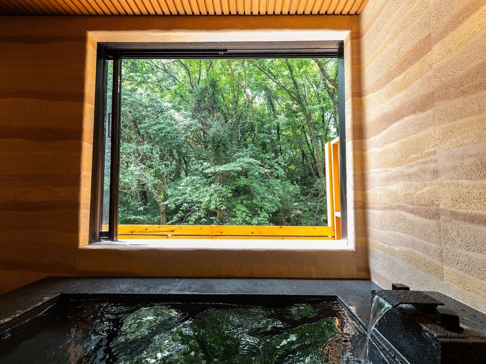 Yufuin Onsen Glaming COMOREBI 24/47