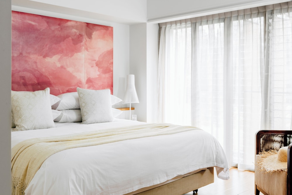 2 BEDROOMS, DELUXE, VILLA, KING AND TWIN BEDS