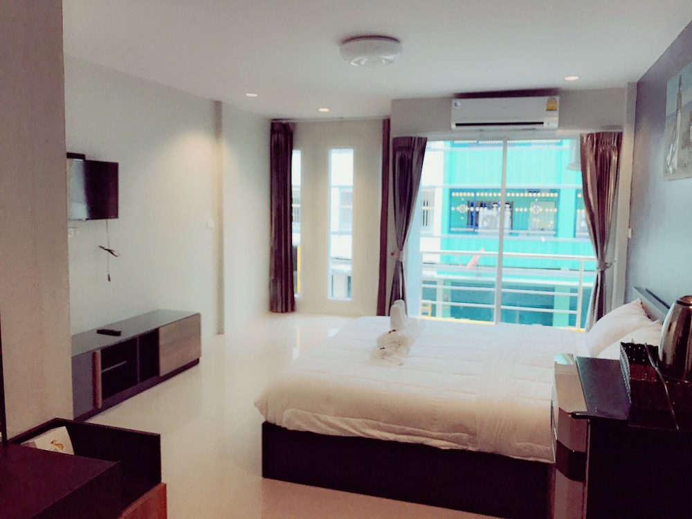 Supachai Inn 24/32