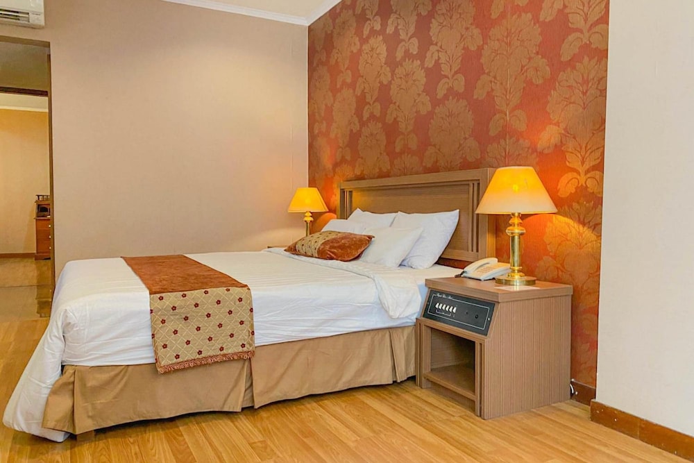 Riyadi Palace Hotel 28/61