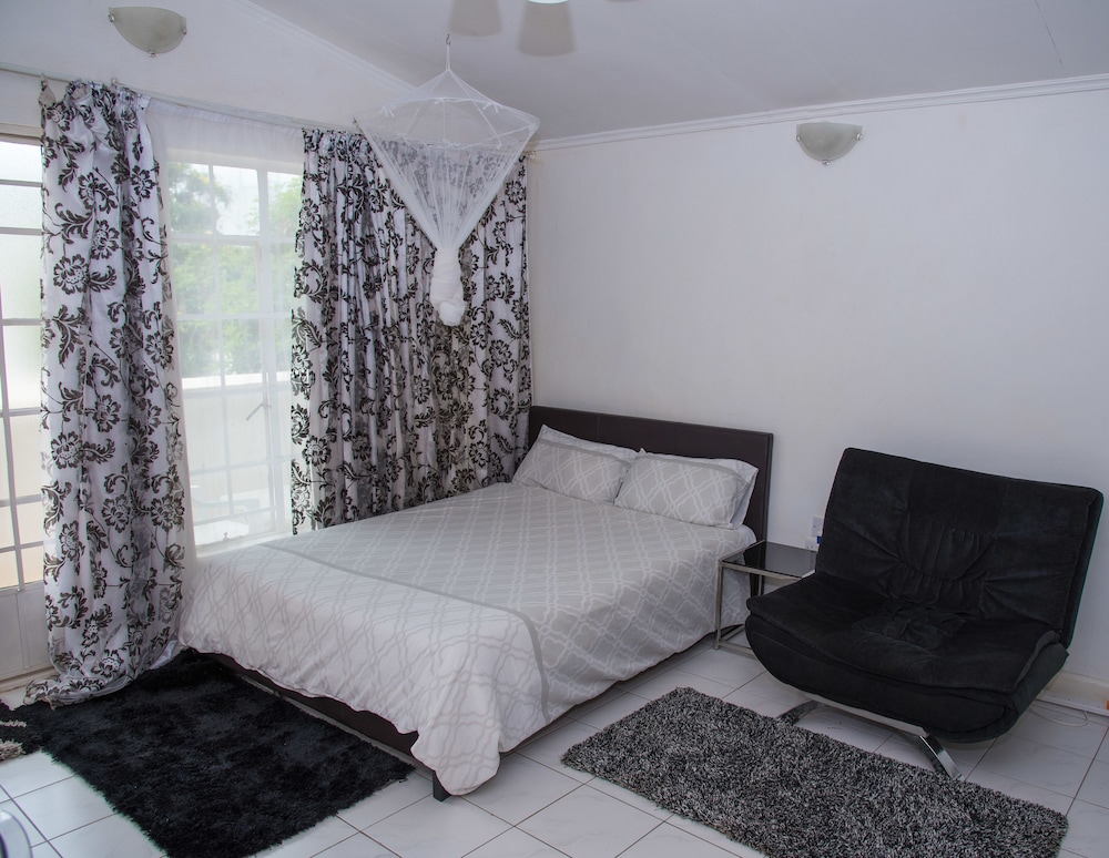 Spendwise Lodge And Apartments 10/50