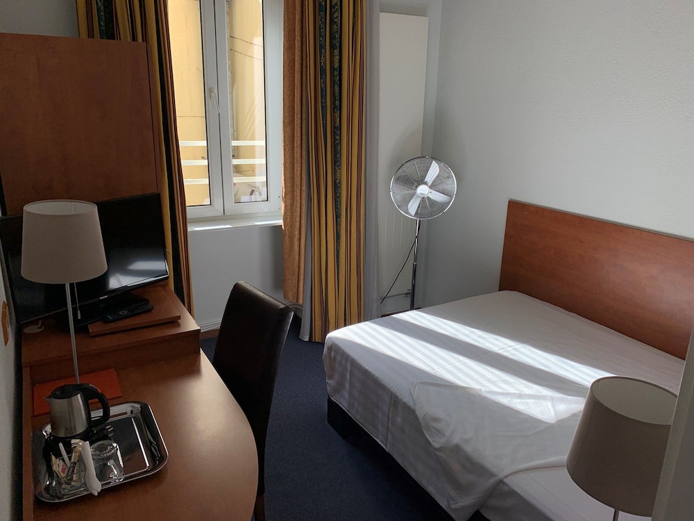 Admiral Hotel 21/48