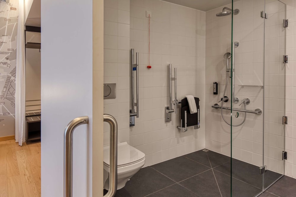 IntercityHotel Berlin Airport BER Terminal 1+2 19/50