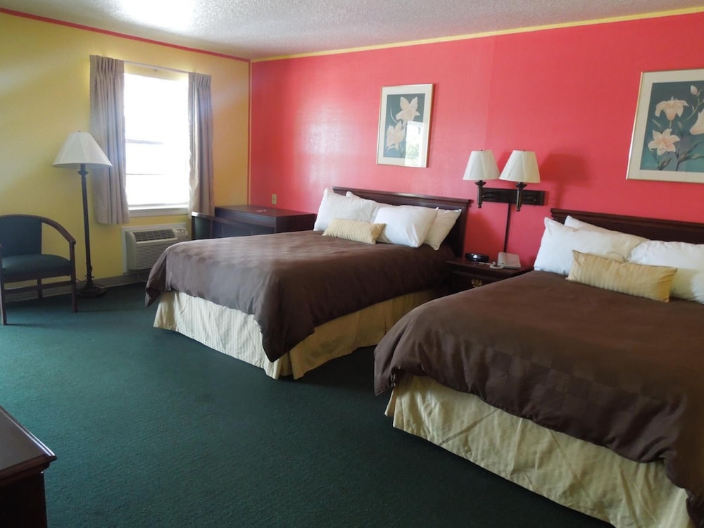 Knights Inn Mineral Wells 13/45