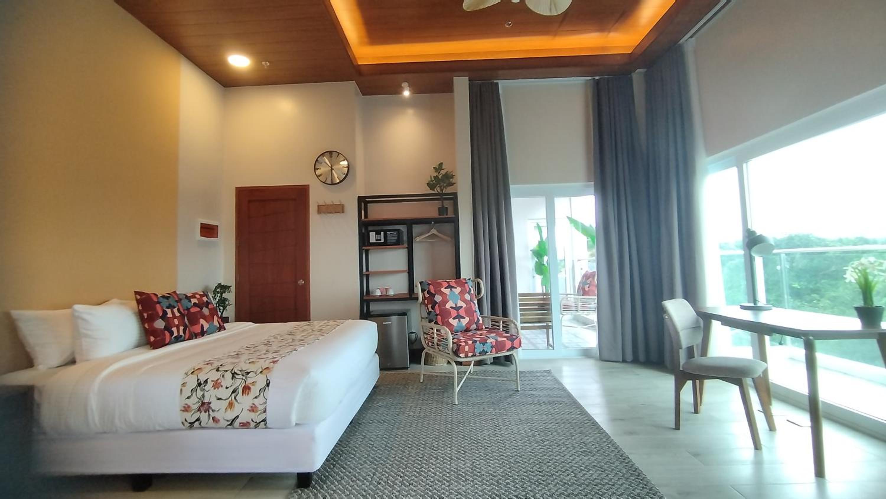 Lodge, Suite