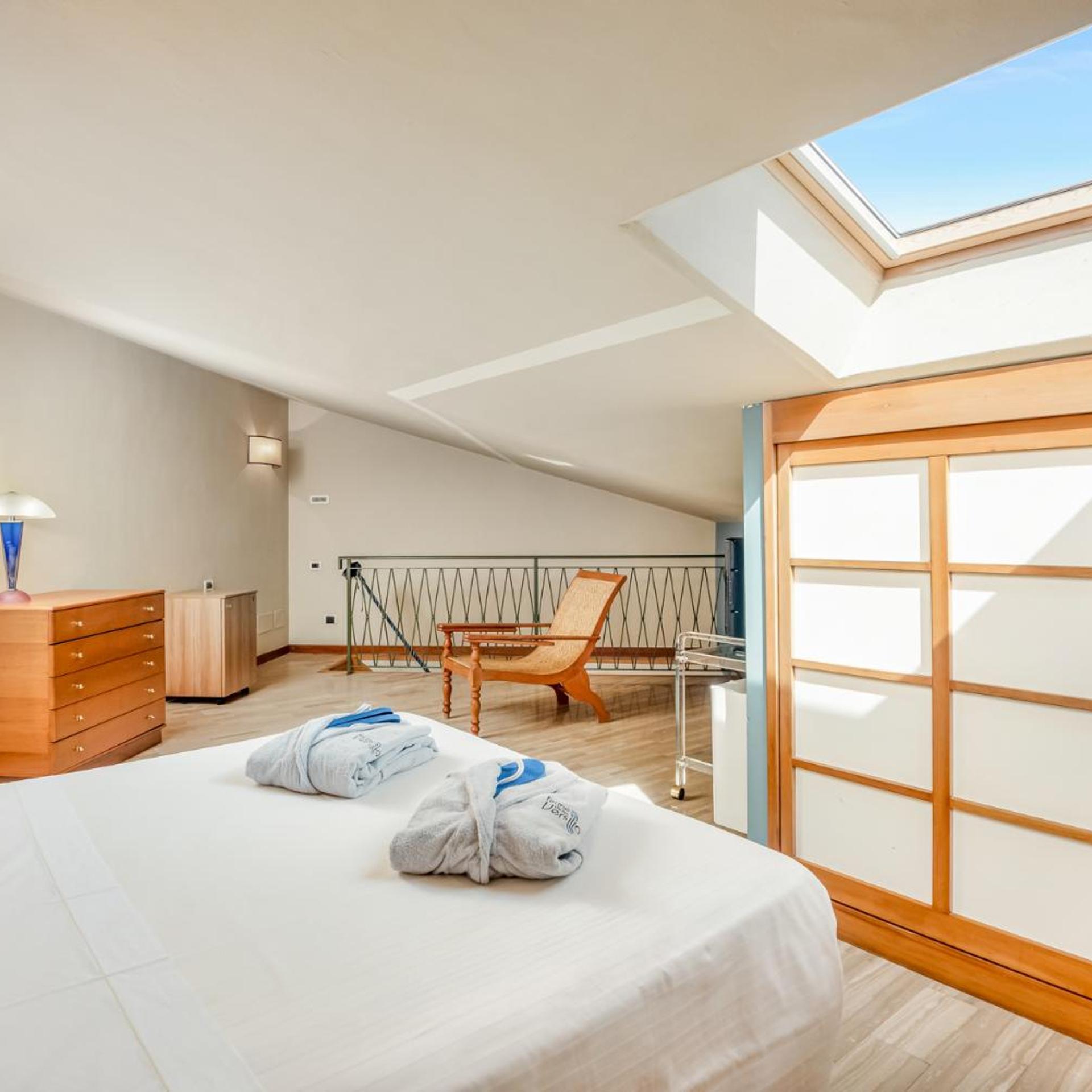 Economy, Double Bed
