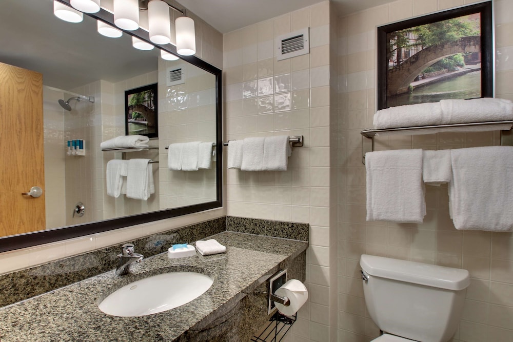 Drury Inn and Suites San Antonio Northwest Medical Center 47/50