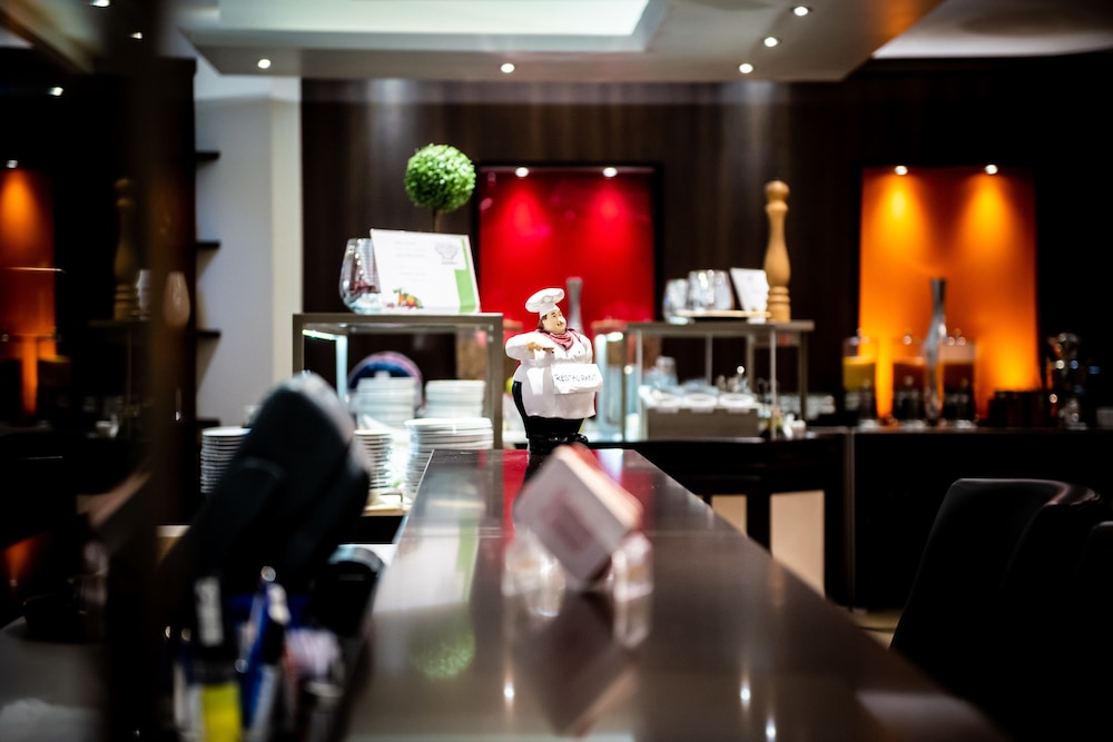 Mauritius Hotel And Therme Cologne 40/75