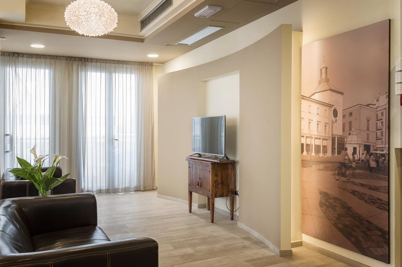 Hotel Rose Nuove 14/27