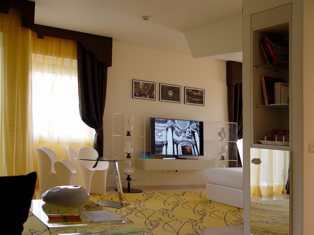 Hotel Ripa Roma 28/50