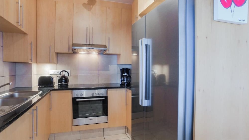 Hibernian Towers 505 Apartments 10/43