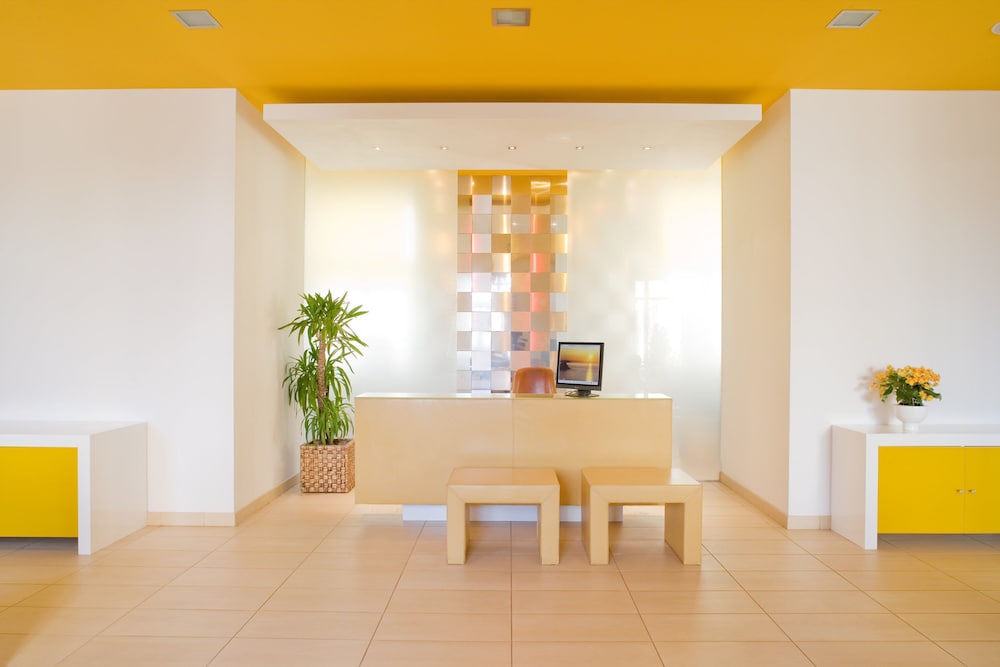Lobby at Mamaison Residence Sulekova Bratislava, BRATISLAVA