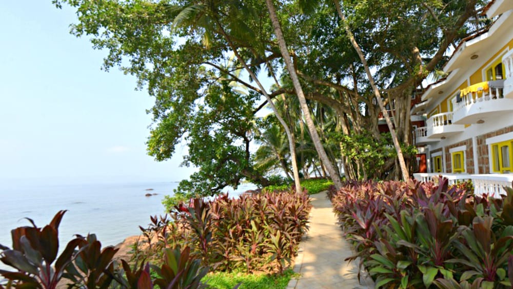 Bambolim Beach Resort 55/61