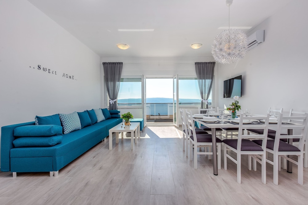 Villa Veronique 26/50