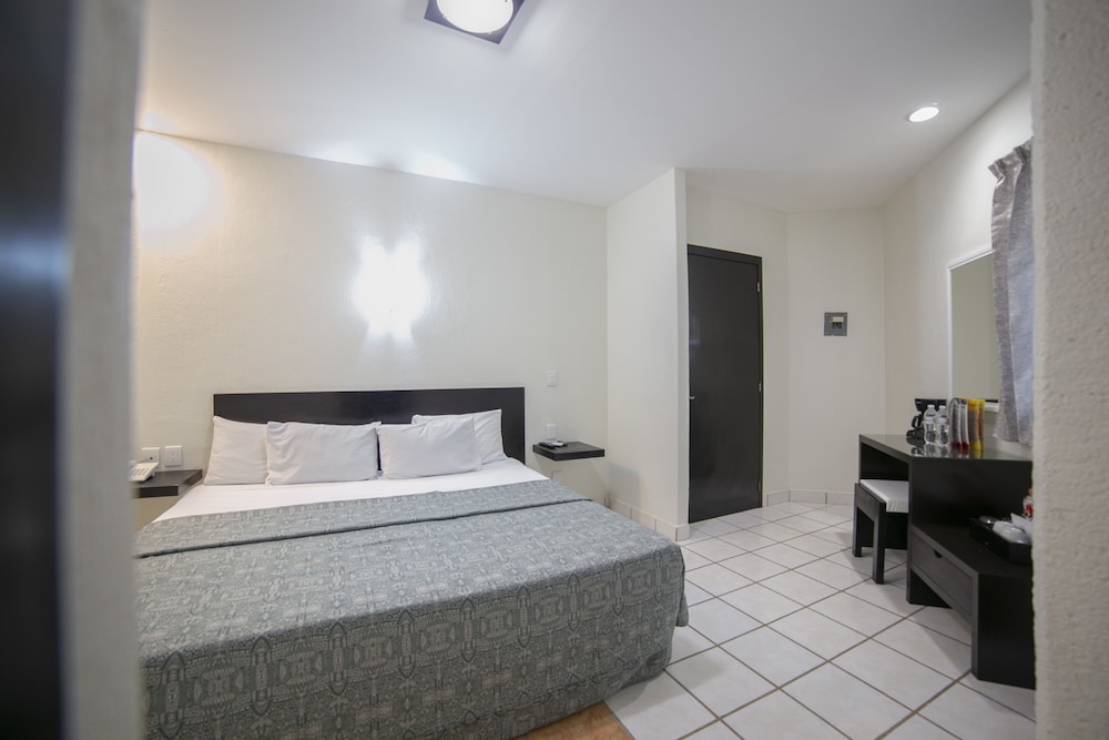 RS Suites Hotel 15/47