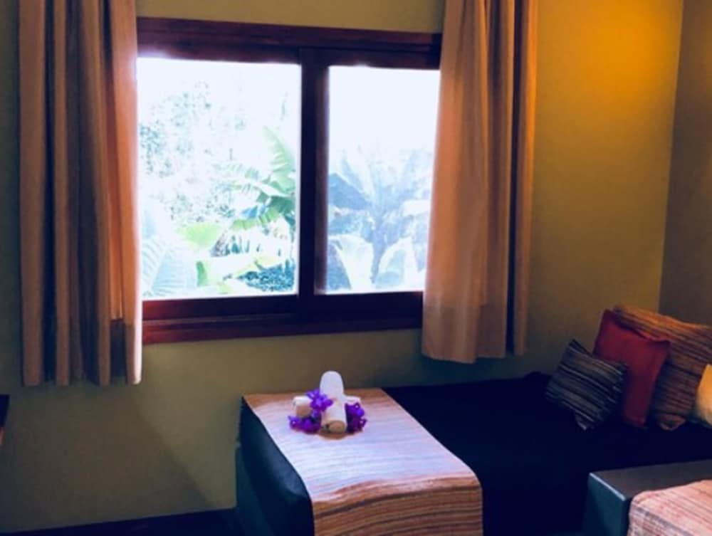 Raices Amambai Lodges 34/50