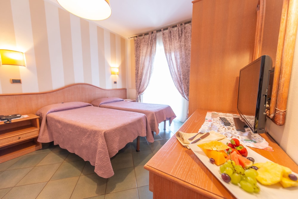 Hotel Kyrton 16/50